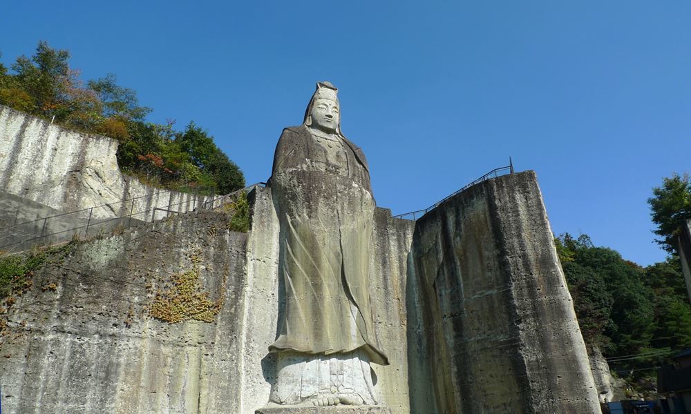 宇都宮ホテル丸治　観光地　平和観音