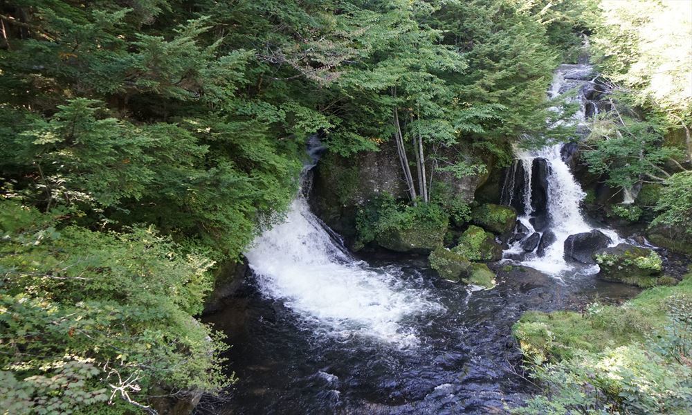宇都宮ホテル丸治　観光地　竜頭の滝