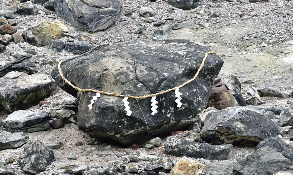 宇都宮ホテル丸治　観光地　殺生石